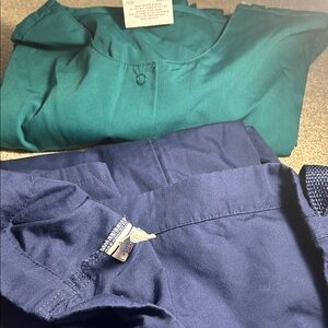 Landau Women's Tops in Teal  1 pant in Navy Scruba